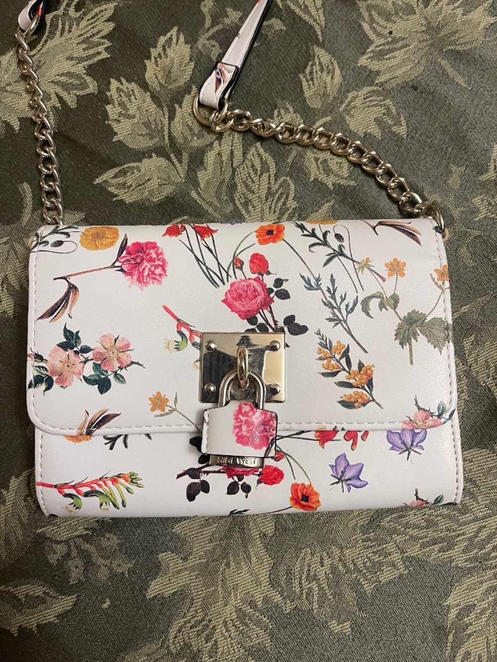 NWOT Nine West Floral Crossbody
